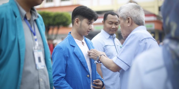 UMSU Lepas 300 Mahasiswa Wirausaha Merdeka Angkatan II Magang di UKM Mitra