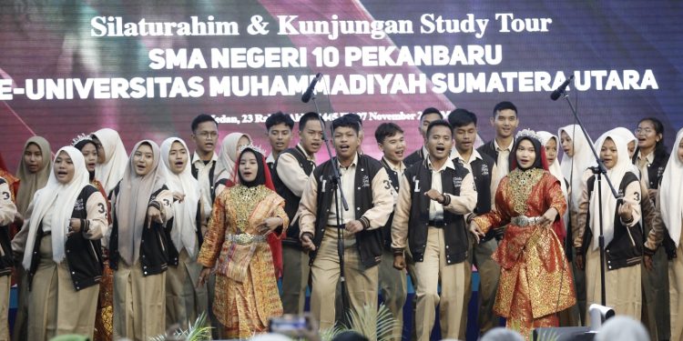Studi Tour SMAN 10 Pekanbaru UMSU Pilihan Terbaik